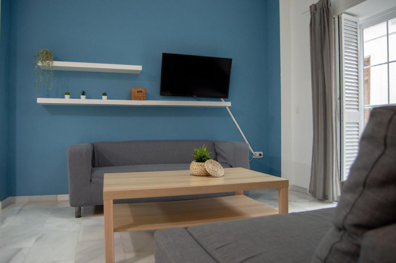 Novam Apartament Malaga Luaran gambar